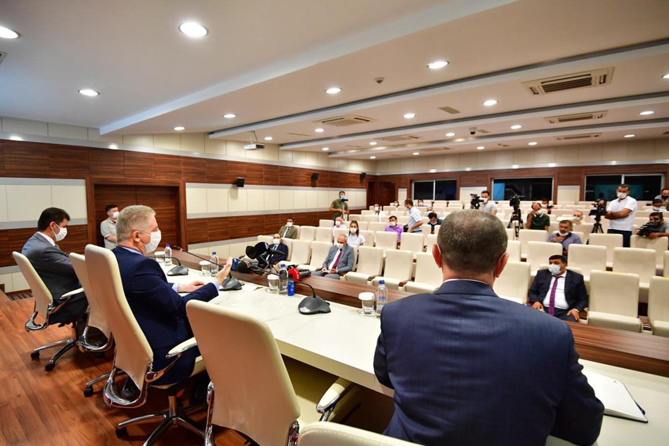 Gaziantep Valisi Davut Gül Coronavirus ile ilgili uyarılarda bulundu